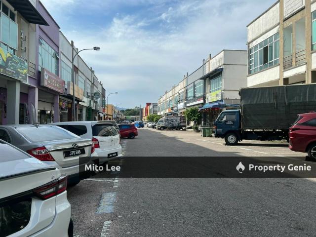 Shop for rent in Bukit Ledang, Johor