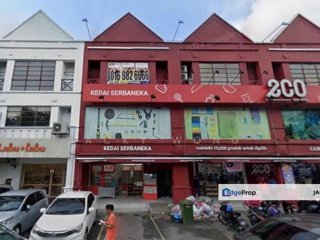 Shop for rent in Petaling Jaya, Petaling