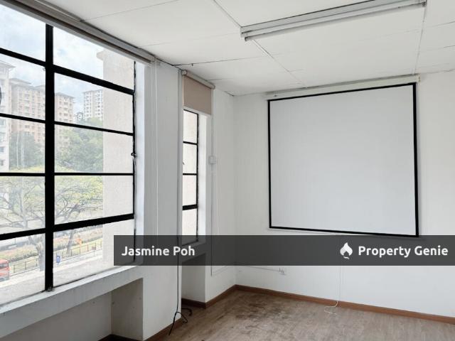 Shop Office for sale in Selayang, Selangor