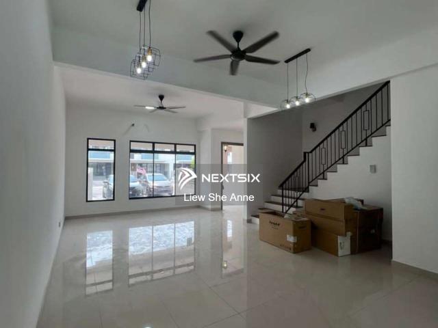 Shop for rent in Kajang, Langat