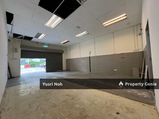 Shop for sale in Petaling, Damansara Damai