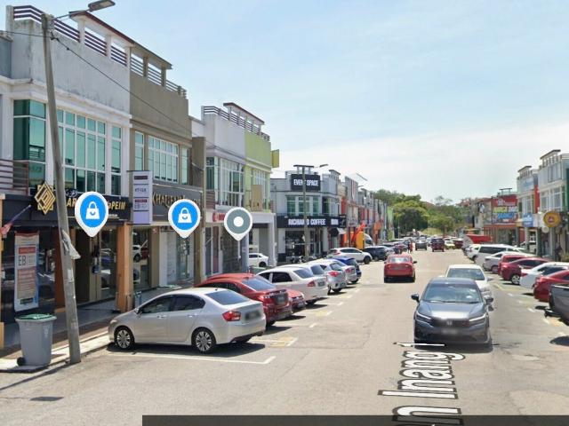Shop for rent in Malaka