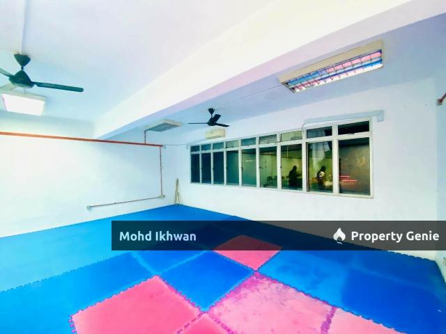 Shop for rent in Petaling, Alam Impian