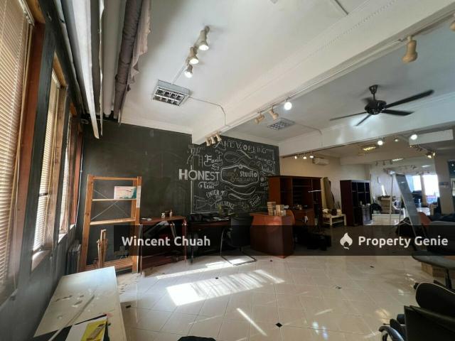 Shop Office for rent in Taman Melawati, Selangor