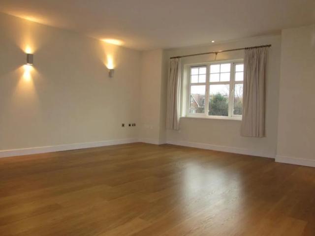 Apartment for rent in Highway, Maidenhead