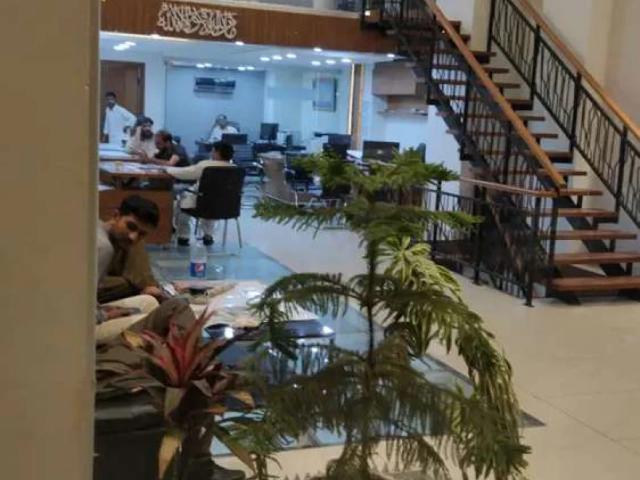 Commercial for sale in ضلع ملیر, کراچی ڈویژن