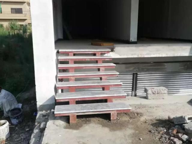 Commercial for rent in Soan Gardens, Zone 5