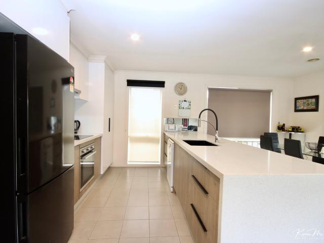 Apartment for sale in Longwarry, Victoria