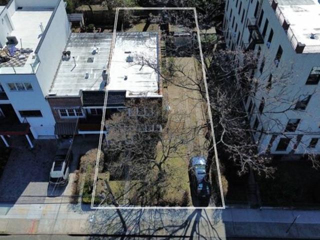 Land for sale in Astoria Land for sale in Astoria