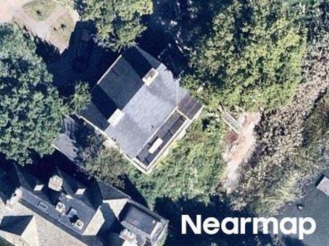 House for sale in The Bronx, Pelham