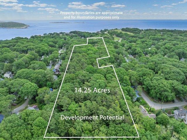 Land for sale in Cape Elizabeth, Maine
