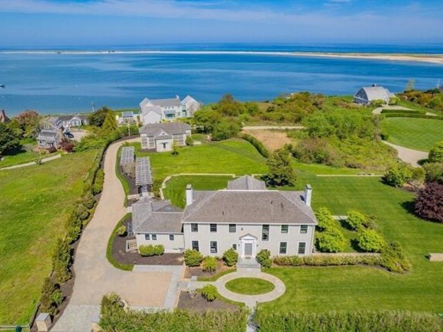 House for sale in Chatham