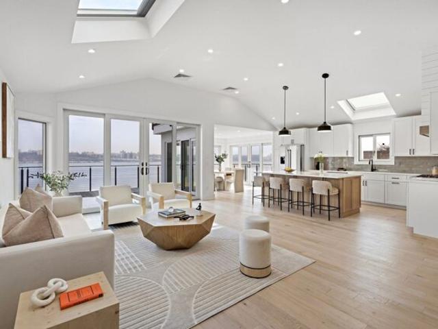 Property for sale in Fort Lee, New Jersey