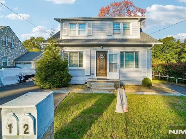 House for sale in Wayne, Passaic County
