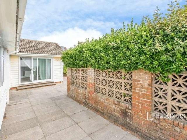 House for rent in Rose Green, Clapham