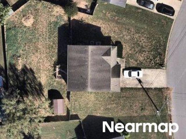 House for sale in Summerhaven, Clarksville