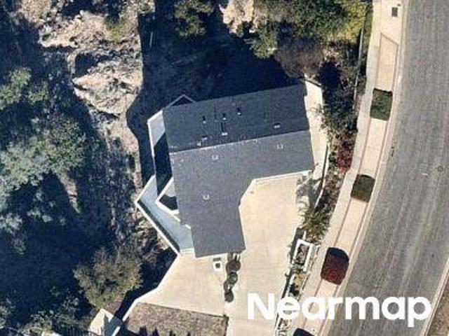 House for sale in Malibu