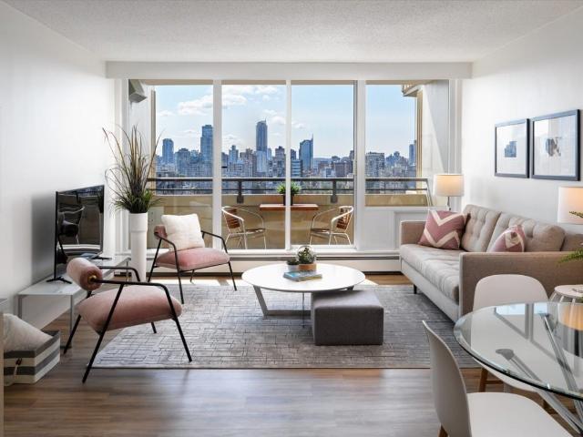 Apartment for rent in Denman Village, Vancouver
