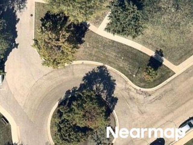 Condo for sale in Barrington, Illinois