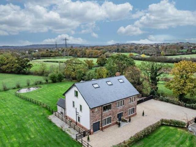 House for sale in Greater Manchester