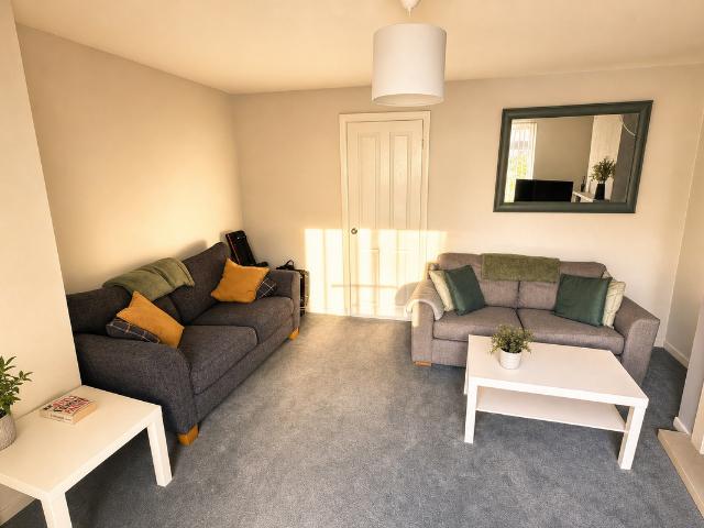 Room for rent in Haddon, East Midlands