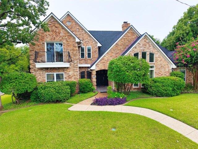 House for sale in Arlington, Texas