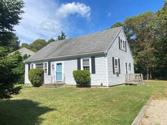 House for sale in Mashpee