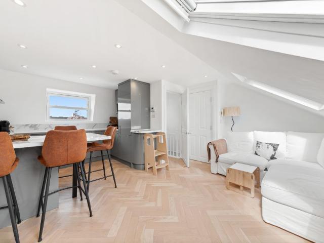 House for rent in Fulham, Walham Green