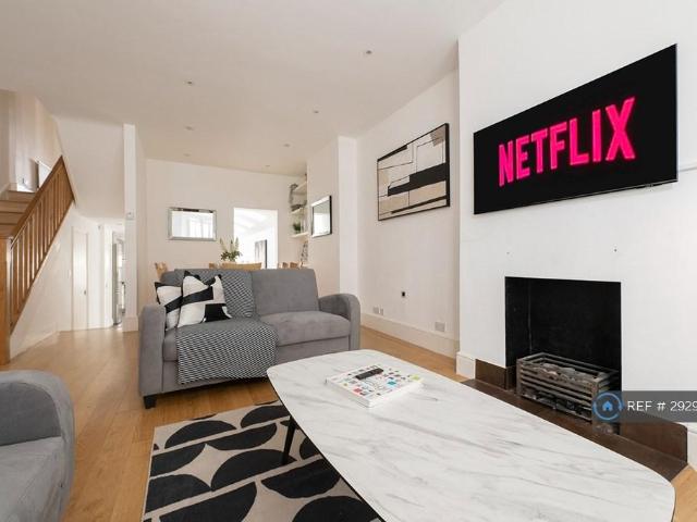 House for rent in Fulham, Walham Green