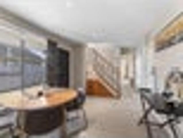 House for sale in Chaslands, Canterbury
