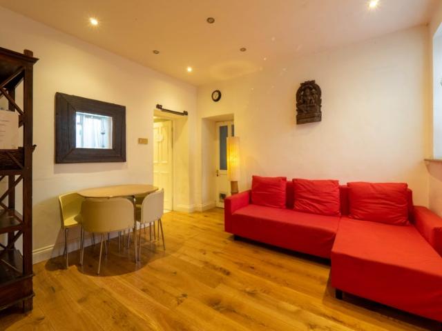 Apartment for rent in Bayswater, Greater London