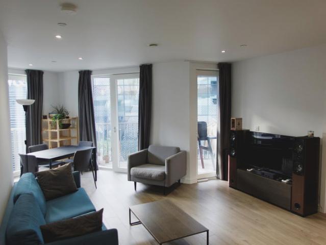 Apartment for rent in East Wick, Greater London