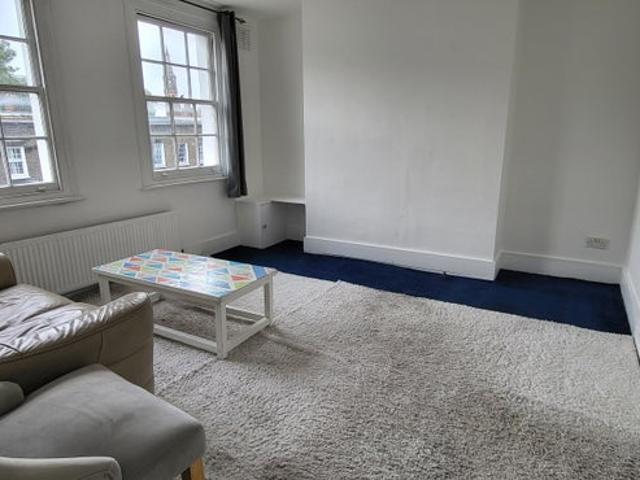 Apartment for rent in Camberwell, Greater London