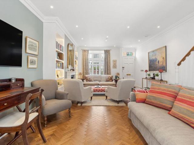House for rent in Kensington, Greater London