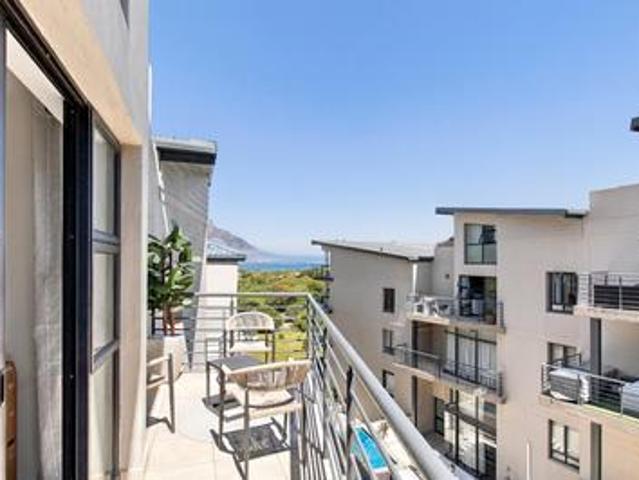 Apartment for rent in Hout Bay, City of Cape Town