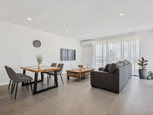 Apartment for rent in North Coogee, Western Australia