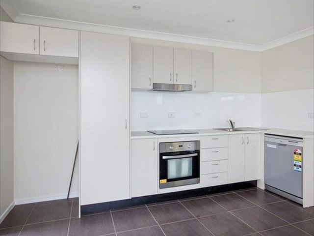 Duplex for rent in Toombul, Queensland
