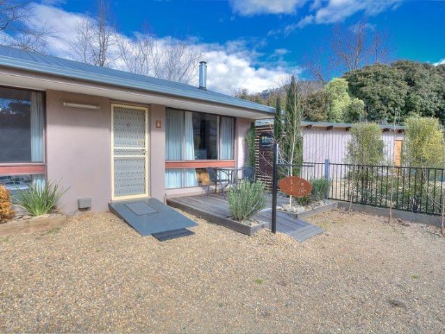 Apartment for rent in Bright, Victoria