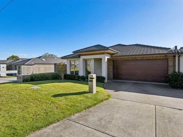 Townhouse for rent in Camerons Creek, Victoria
