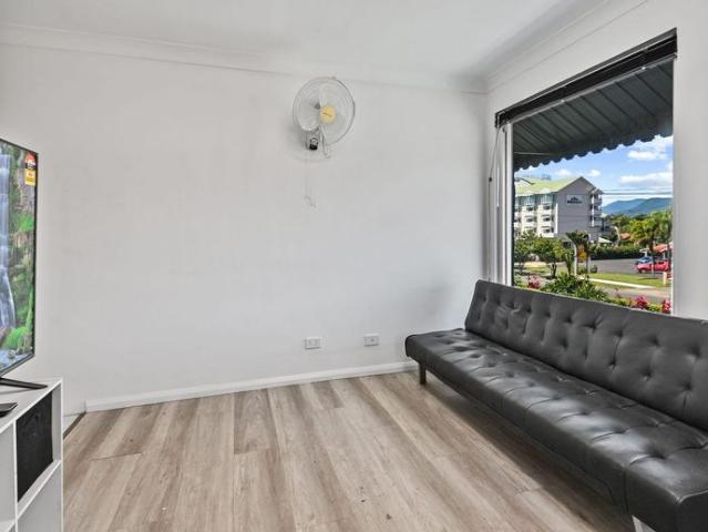 Apartment for rent in Cairns North, Cairns