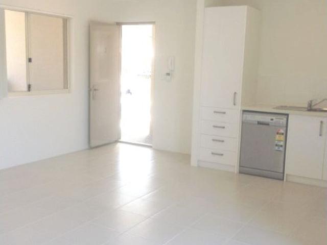 Apartment for rent in Cloverdale, Western Australia