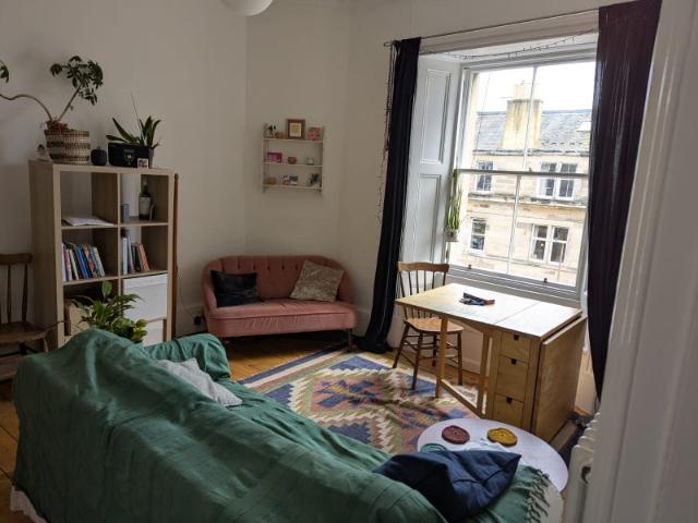 Apartment for rent in Hillside, City of Edinburgh