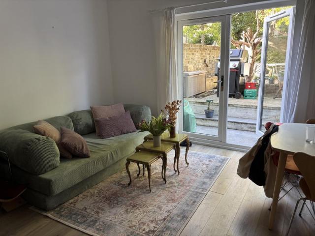 Apartment for rent in London Borough of Hackney, Greater London