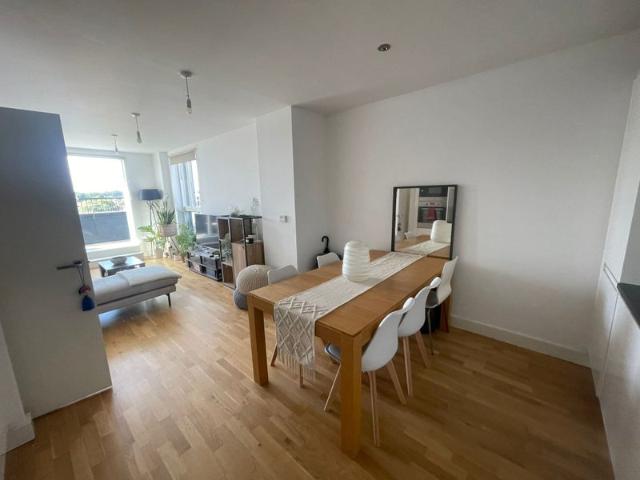 Apartment for rent in Shacklewell, Greater London