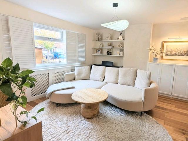 Apartment for rent in East Greenwich, Greater London