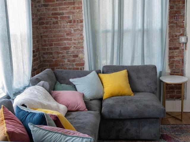 Room for rent in Canoga Park, California
