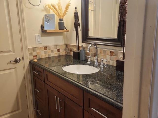 Room for rent in Cathedral City, California