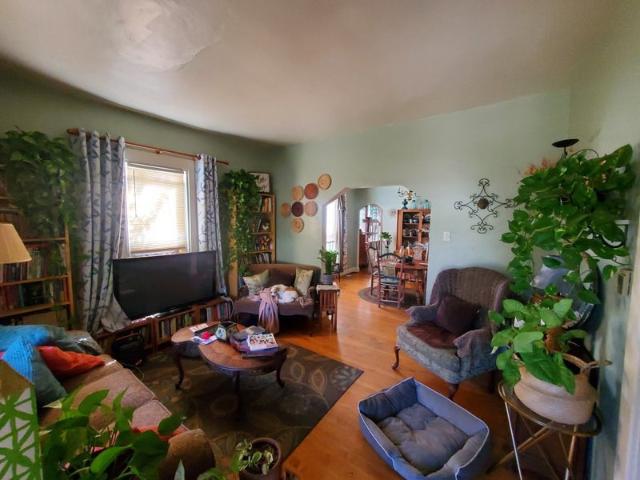 Room for rent in Pasadena, California