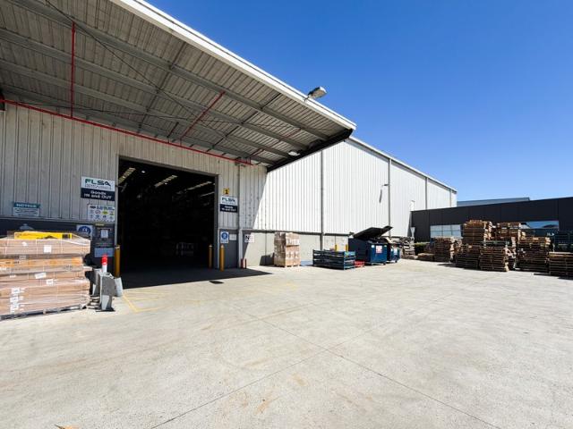 Warehouse for rent in Camerons Creek, Victoria