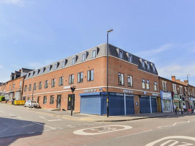 Studio for rent in Stirchley, West Midlands